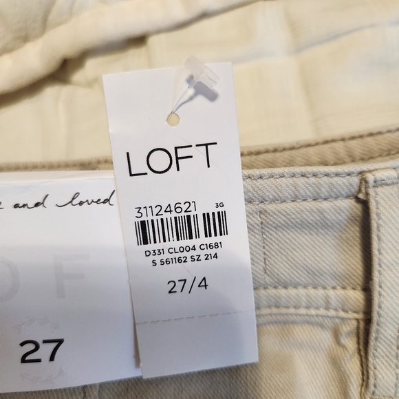 LOFT Curvy Welt pocket shorts - Picture 4 of 5